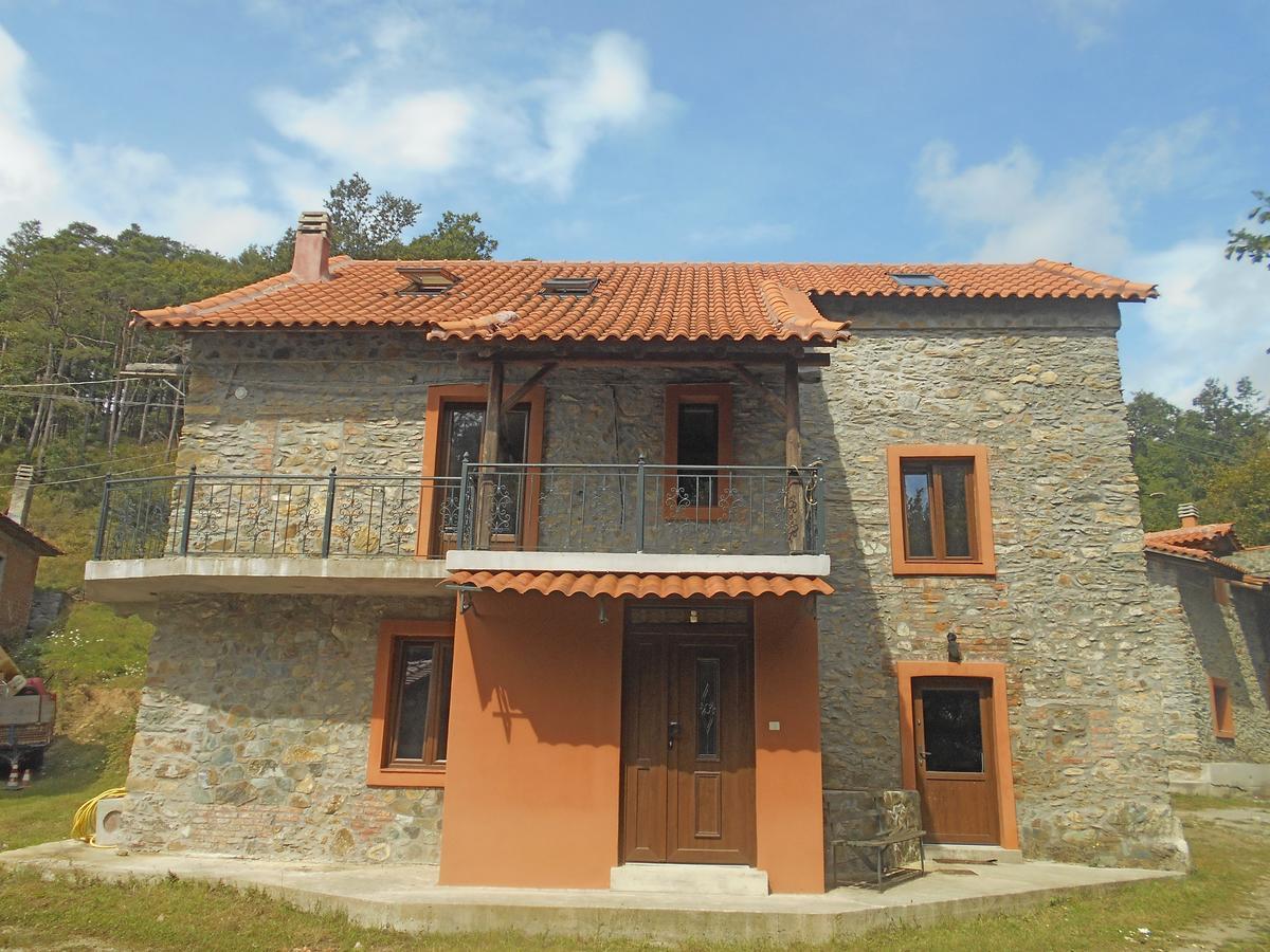 Giusvalla Forest Village Dego Bilik gambar