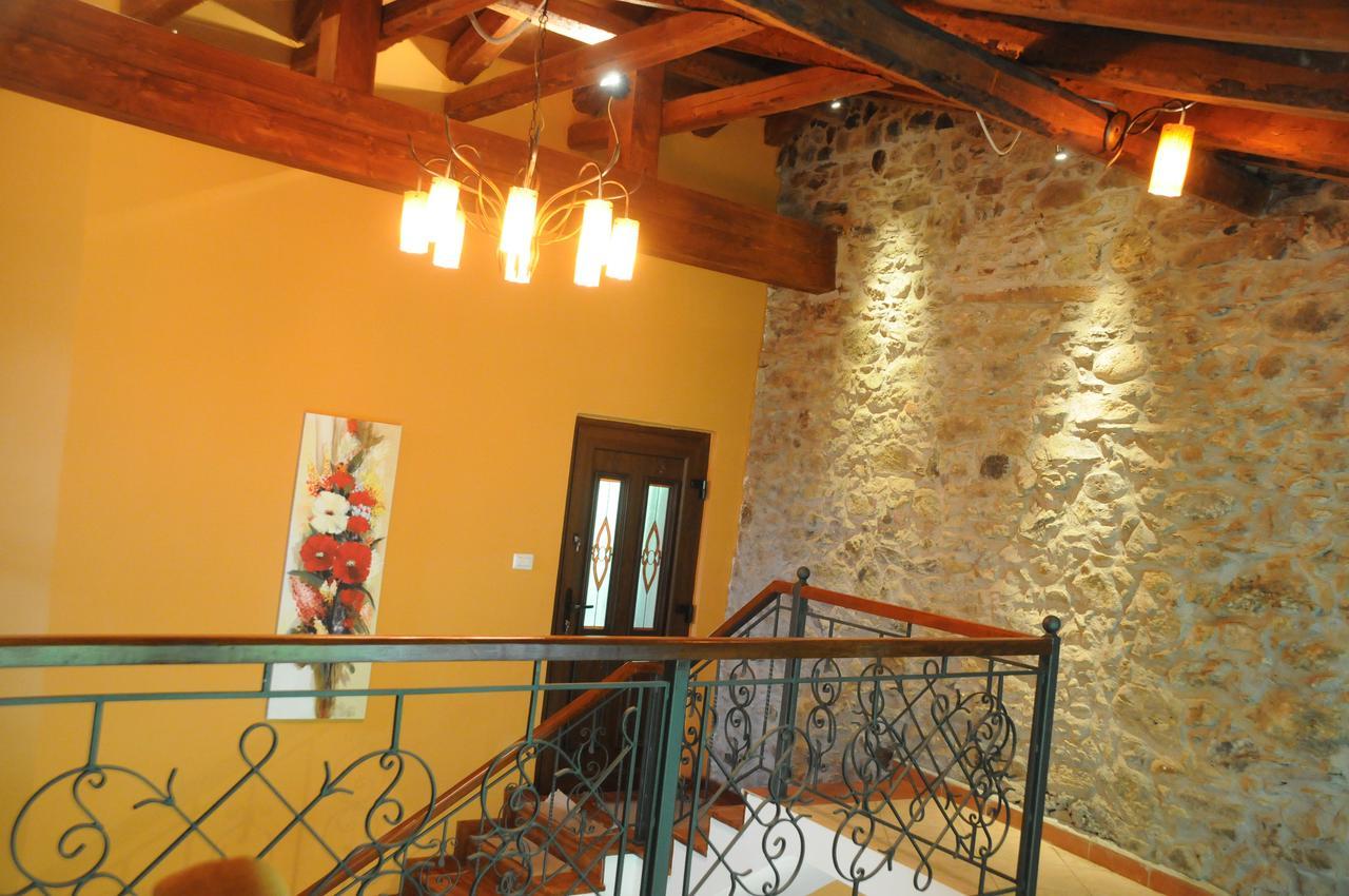 Giusvalla Forest Village Dego Bilik gambar